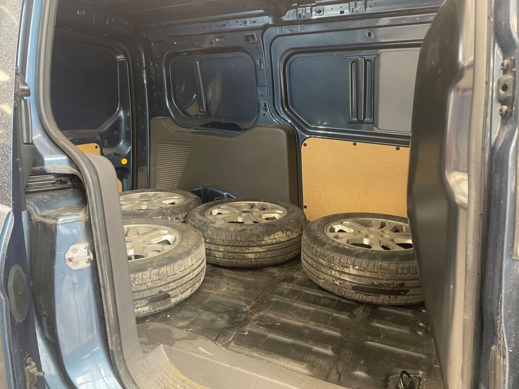 Ford Transit Connect 2023 Chrome Blue