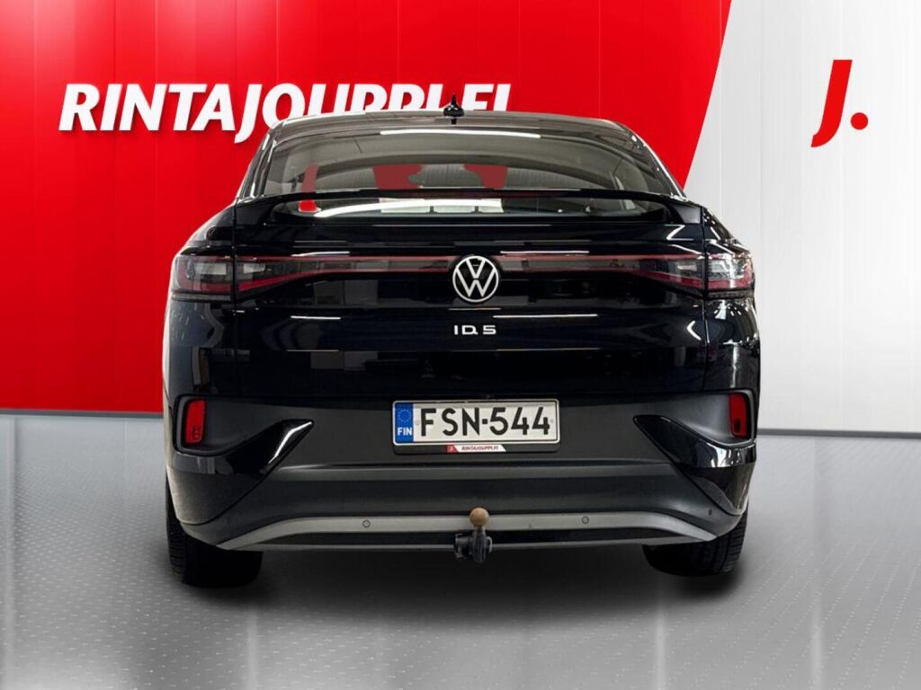 Volkswagen ID.5 2023 Musta