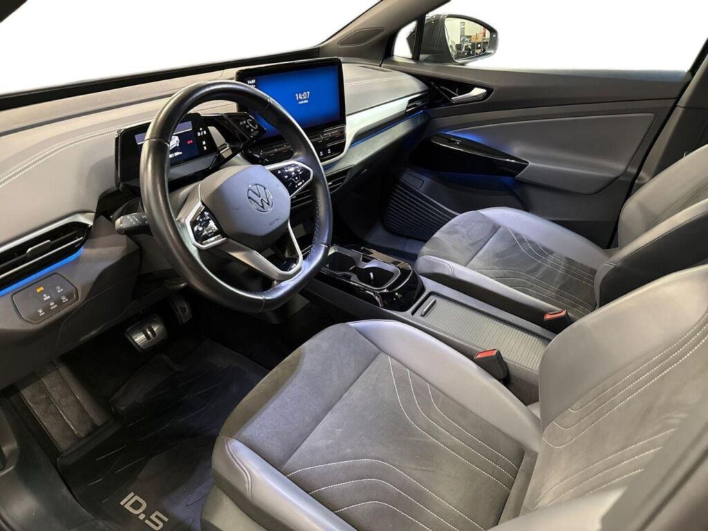 Volkswagen ID.5 2023 Musta