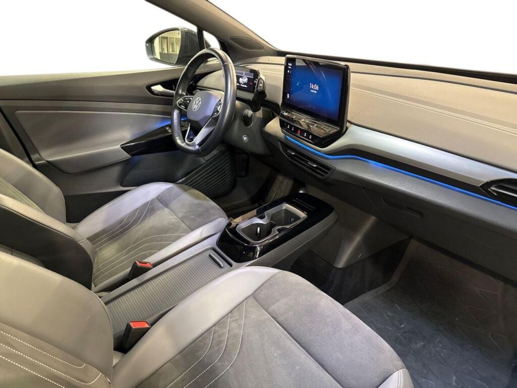 Volkswagen ID.5 2023 Musta