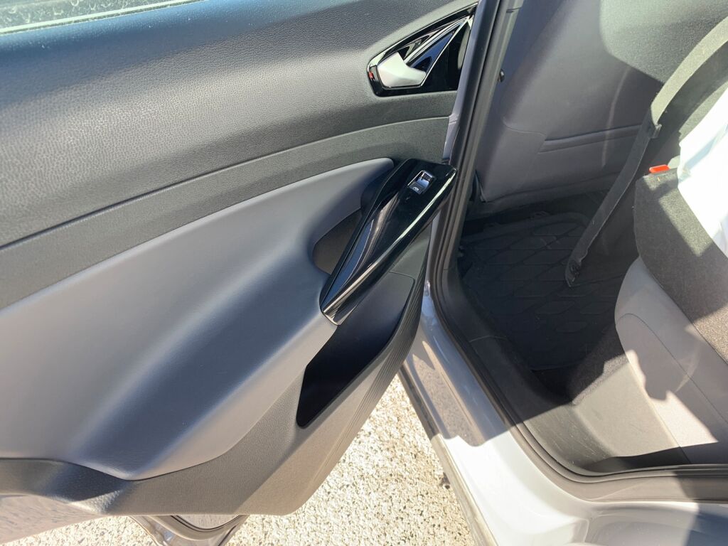 Volkswagen ID.5 2022 Harmaa