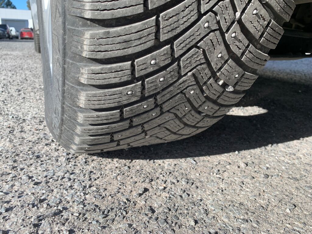 Volkswagen ID.5 2022 Harmaa