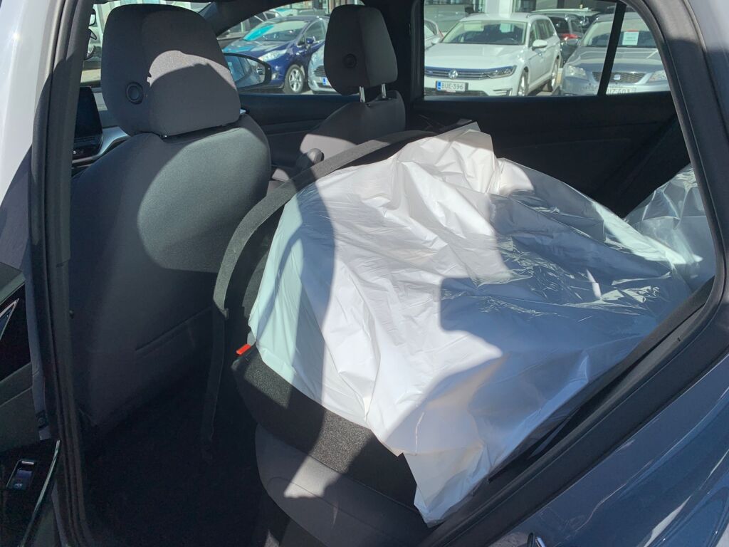 Volkswagen ID.5 2022 Harmaa