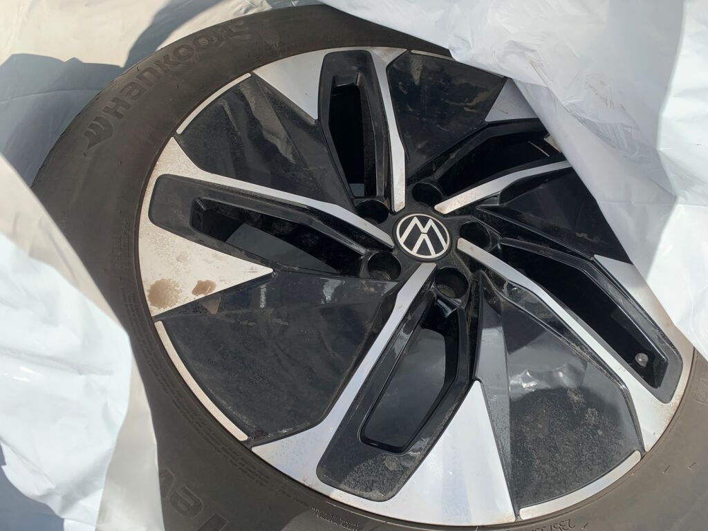 Volkswagen ID.5 2022 Harmaa