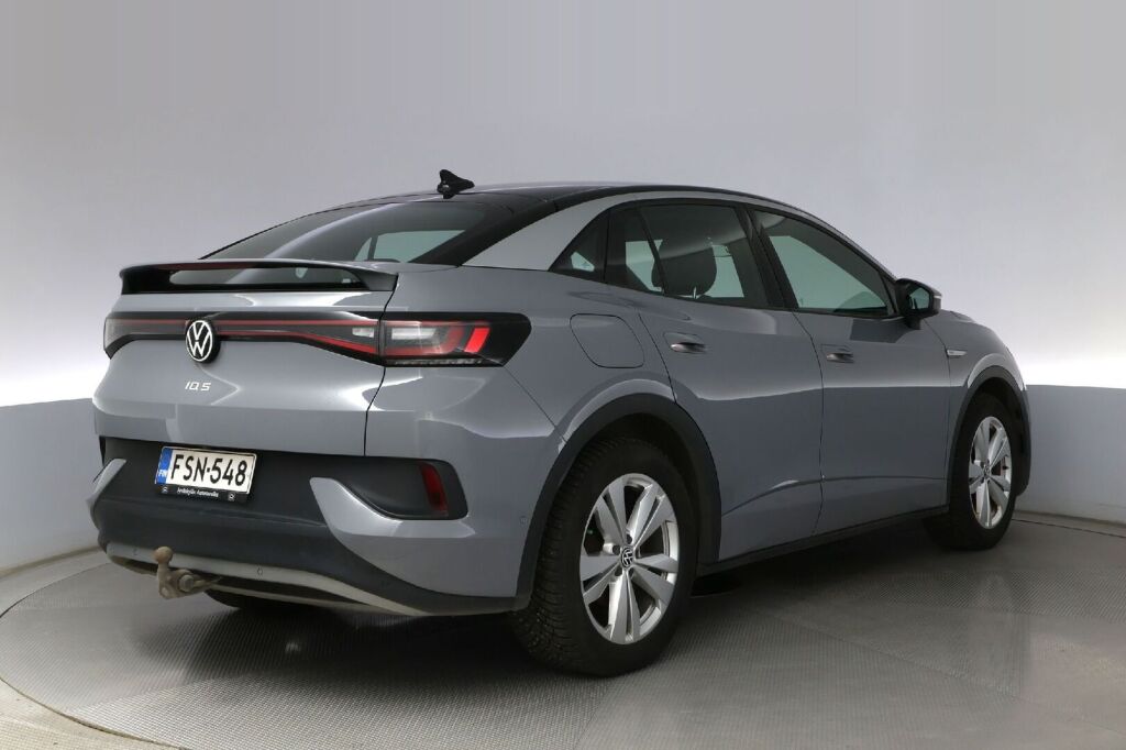 Volkswagen ID.5 2022 Harmaa
