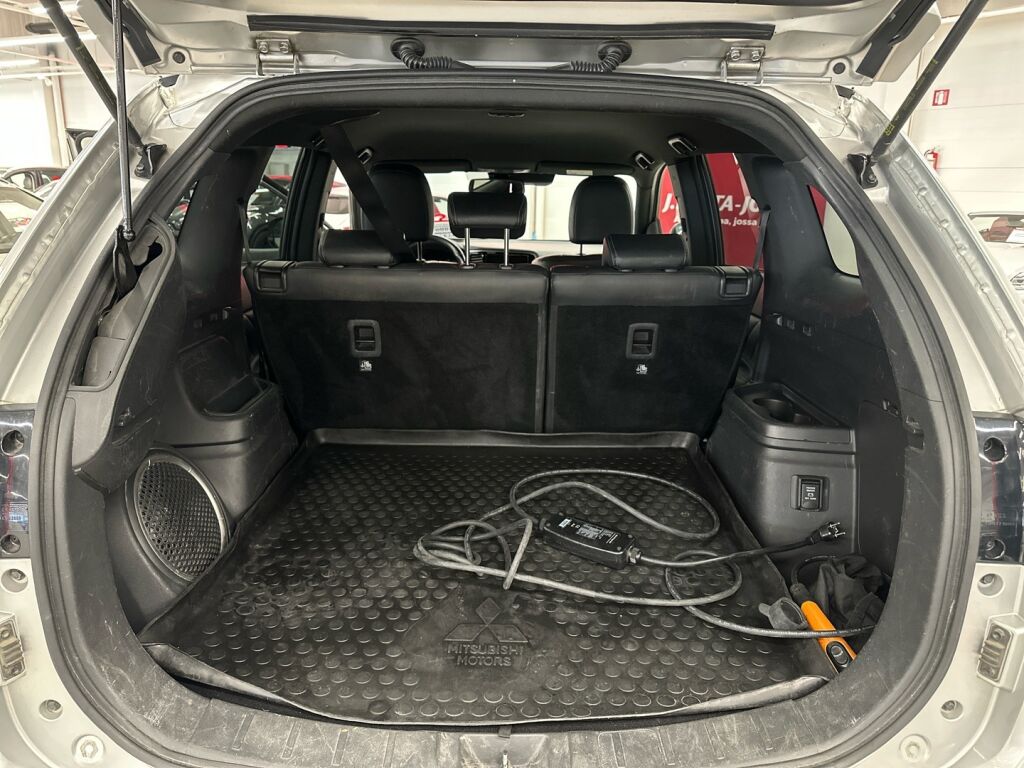 Mitsubishi Outlander PHEV 2019 Harmaa