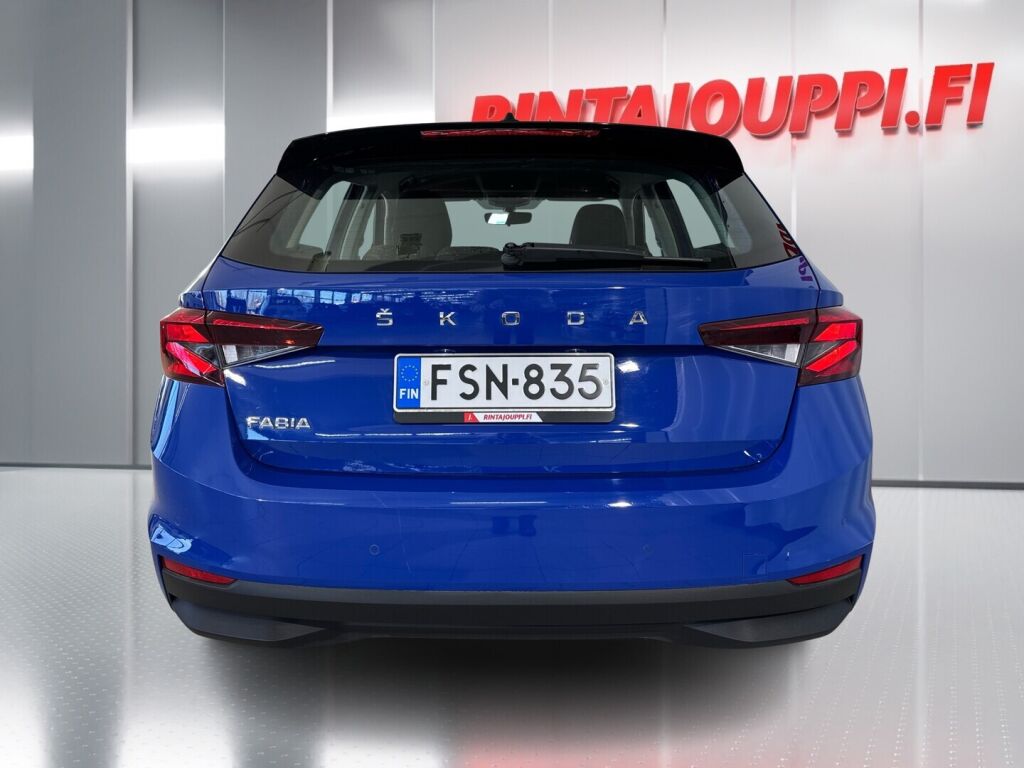 Skoda Fabia 2023 Sininen