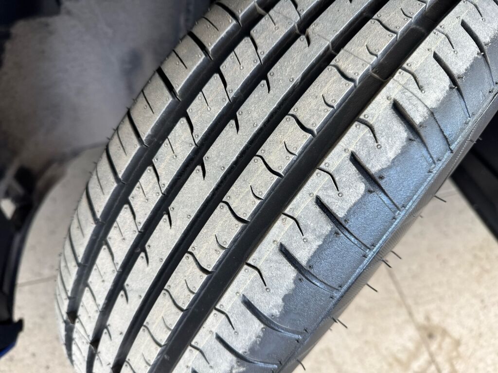 Skoda Fabia 2023 Sininen