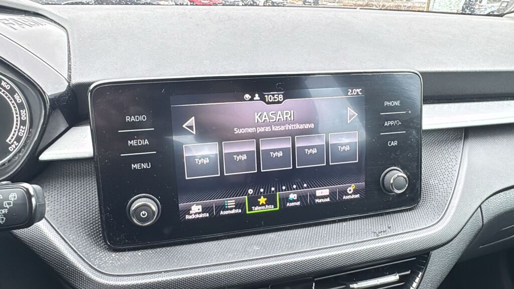 Skoda Fabia 2023 Sininen