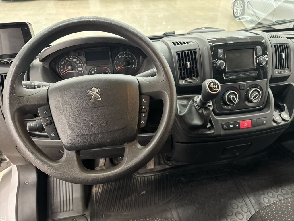 Peugeot Boxer 2023 Valkoinen