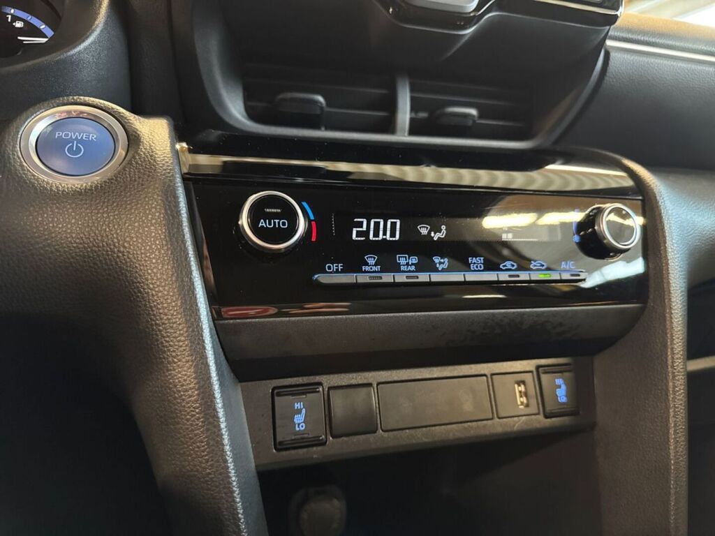 Toyota Yaris Cross 2023 Keltainen