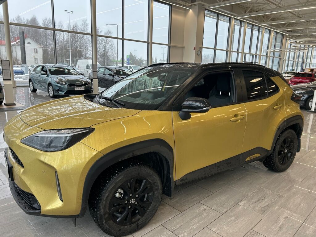 Toyota Yaris Cross 2023 Keltainen
