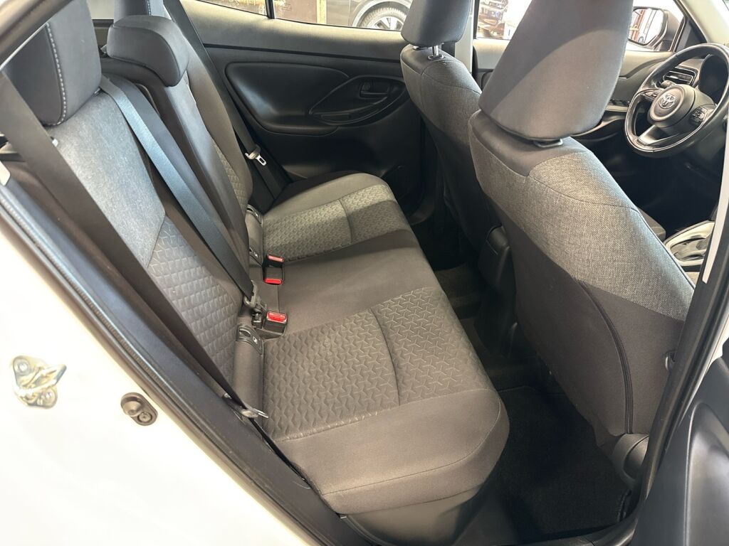 Toyota Yaris Cross 2023 Valkoinen