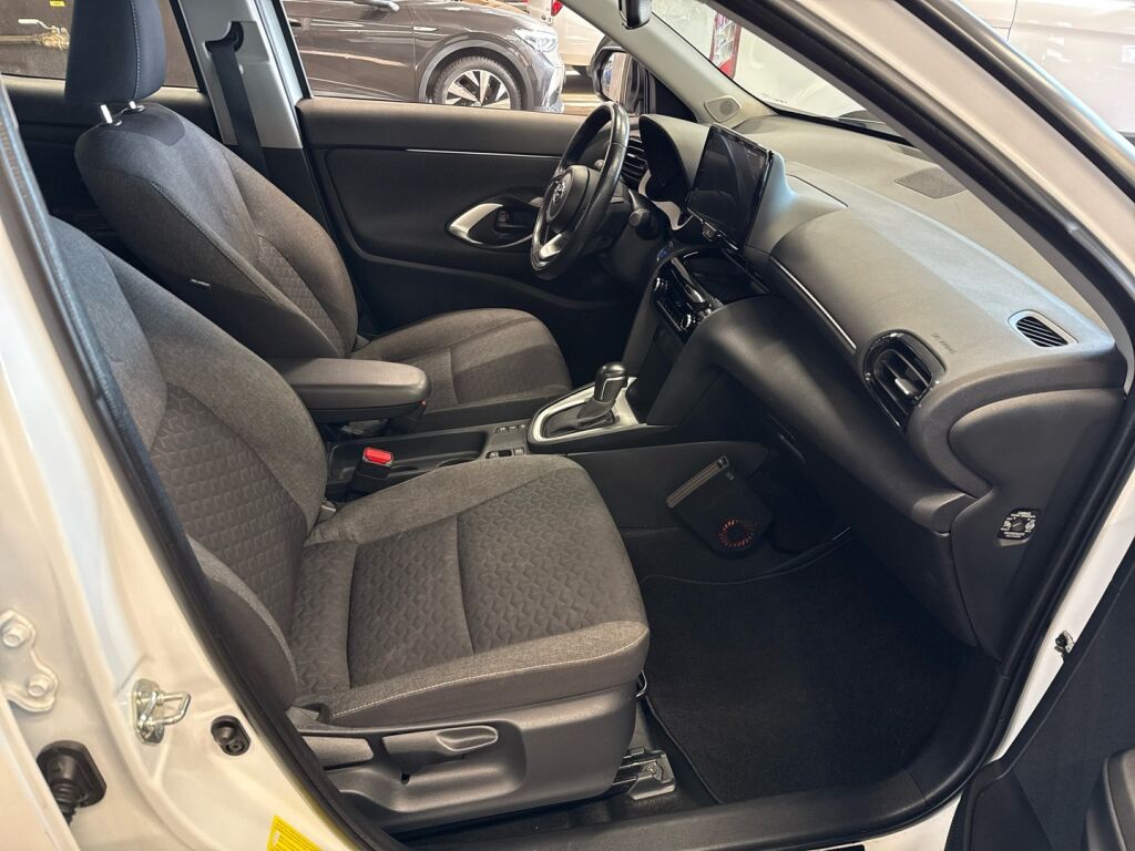 Toyota Yaris Cross 2023 Valkoinen