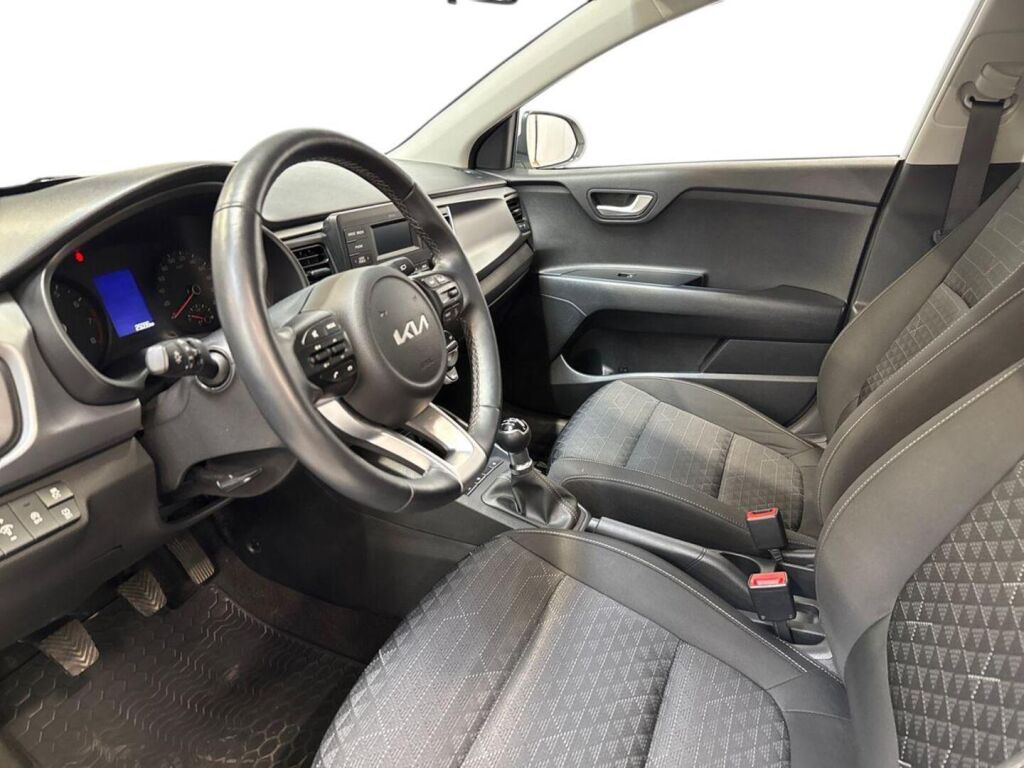 Kia Rio 2023 Valkoinen
