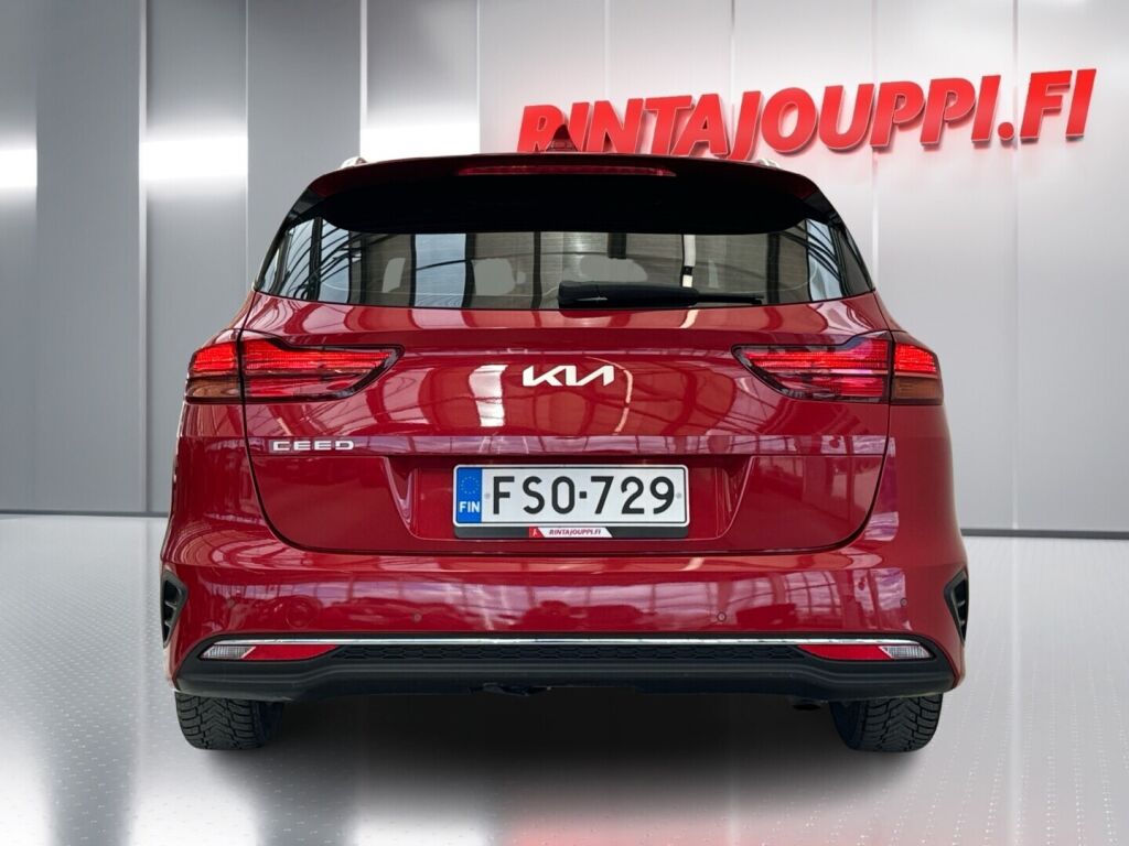 Kia Ceed 2023 Punainen
