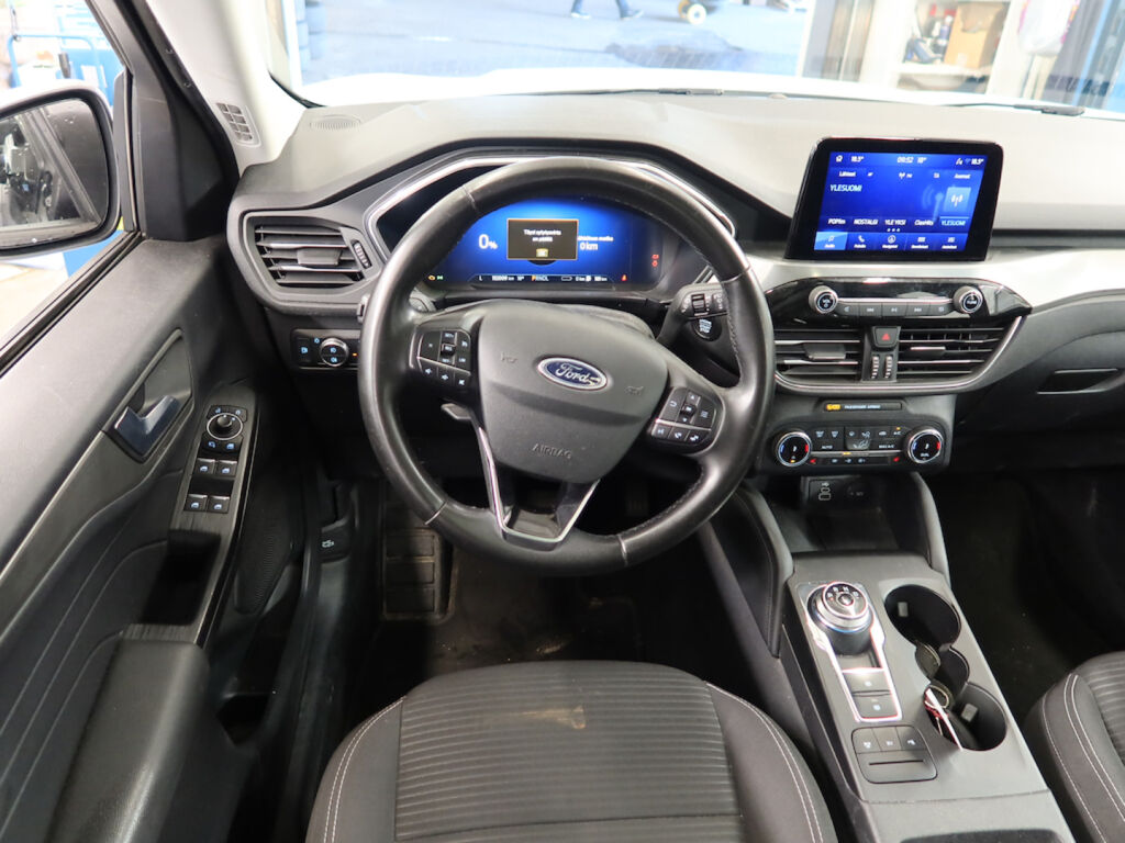 Ford Kuga 2023 Valkoinen