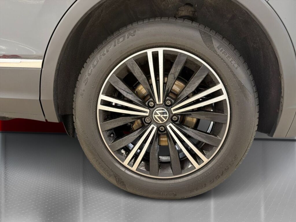 Volkswagen Tiguan 2023 Harmaa