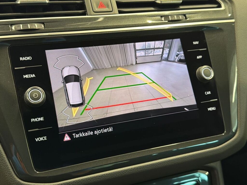 Volkswagen Tiguan 2023 Harmaa