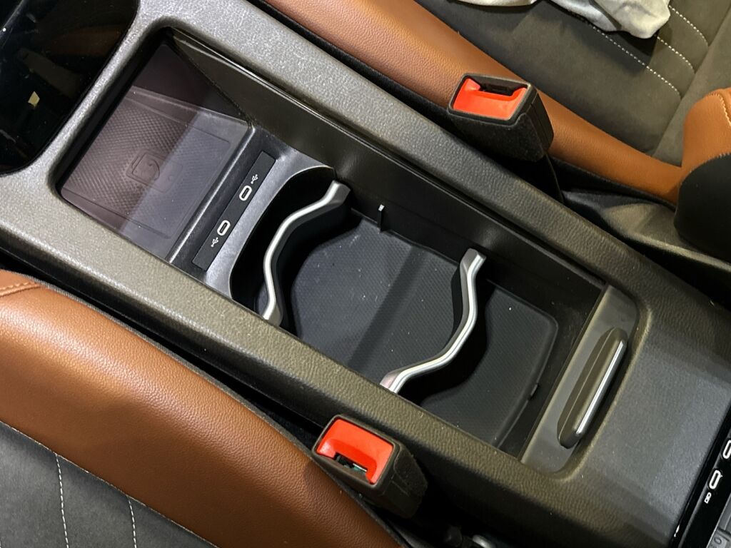 Volkswagen ID.5 2023 Harmaa