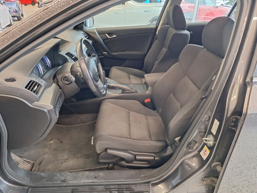 Honda Accord 2010 Harmaa