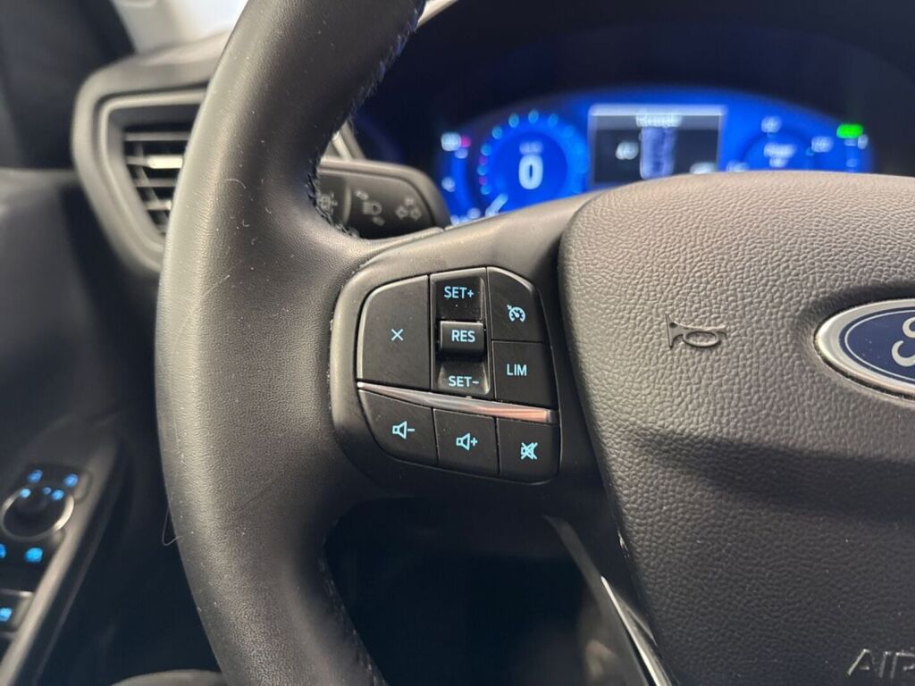 Ford Kuga 2023 Valkoinen