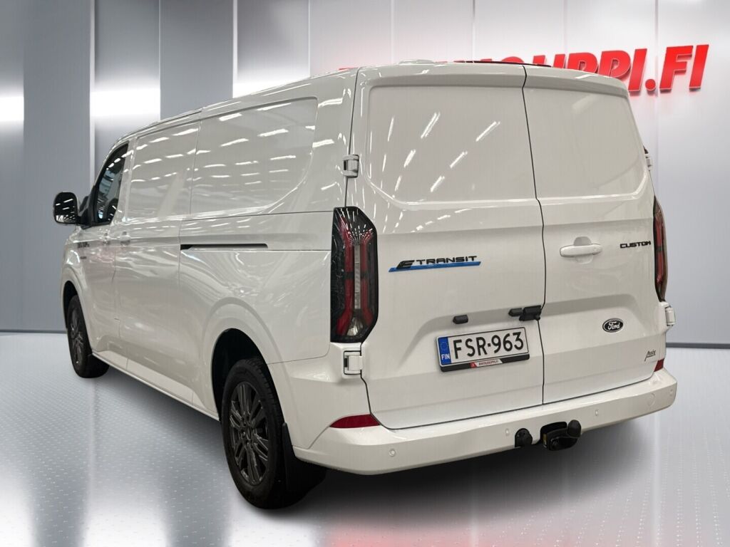 Ford Transit Custom 2026 Frozen White