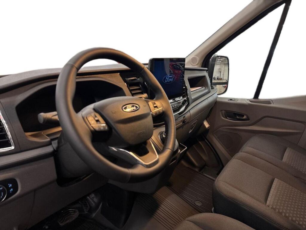 Ford Transit 2026 Musta