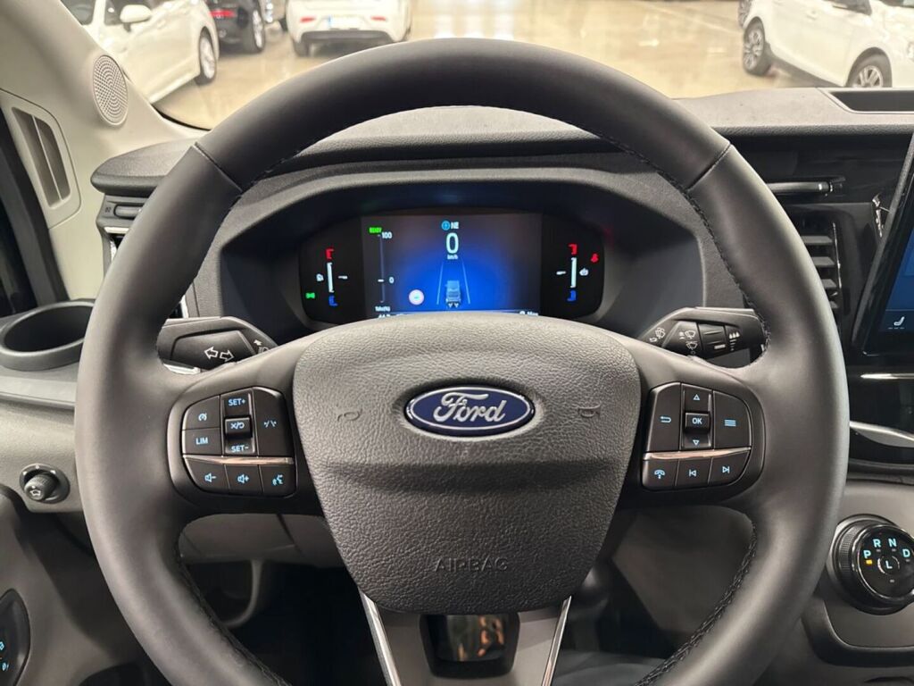 Ford Transit 2026 Musta