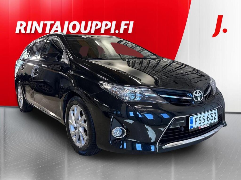 Toyota Auris 2015 Musta