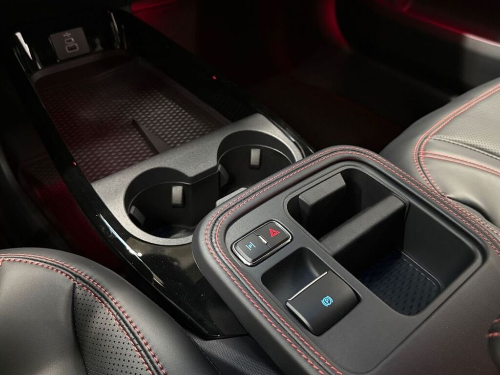 Ford Mustang Mach-E 2026 Harmaa