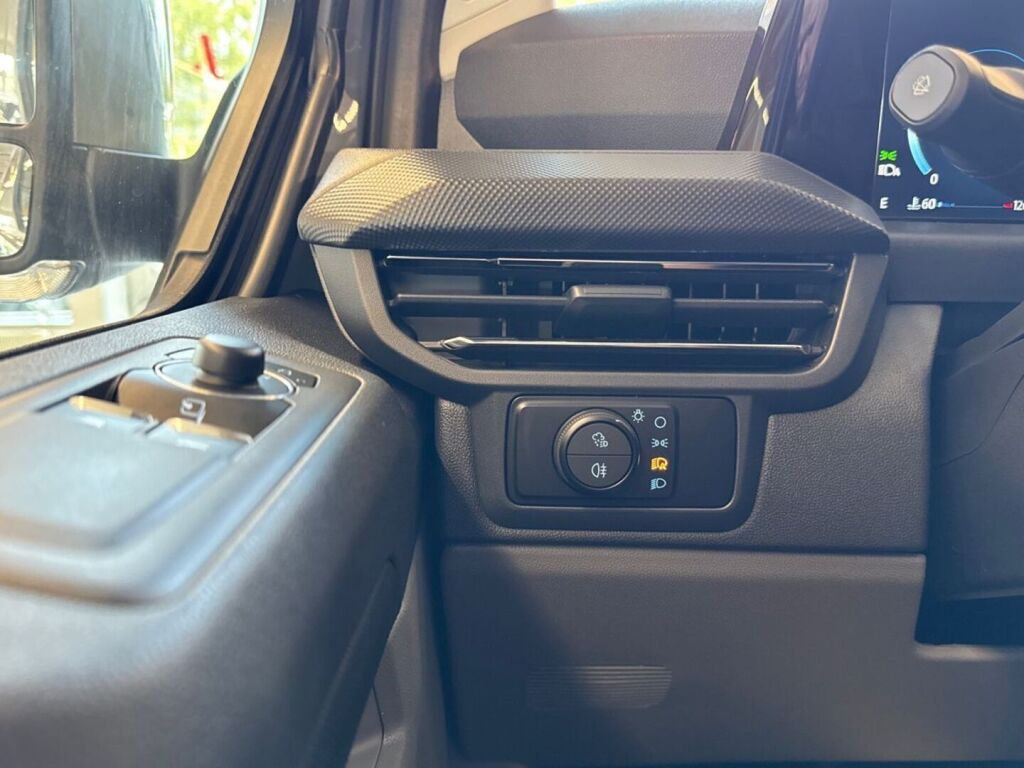 Ford Transit Custom 2026 Grey Matter