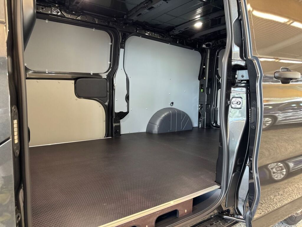 Ford Transit Custom 2026 Magnetic