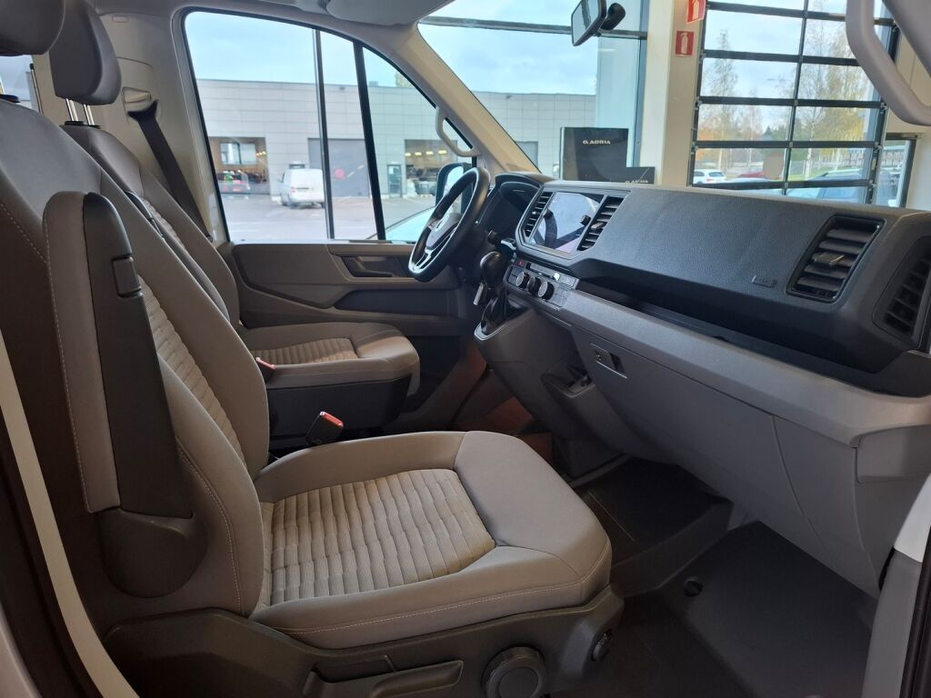 Volkswagen Grand California 2021 Y