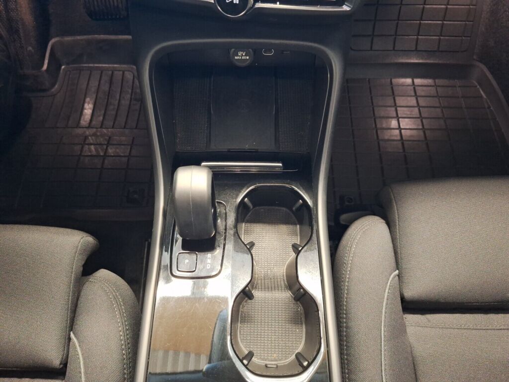 Volvo C40 2023 