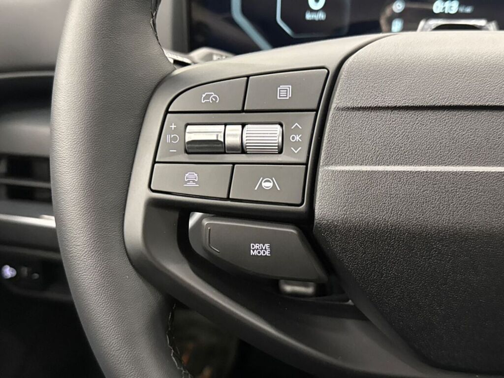 Kia K4 2026 Harmaa