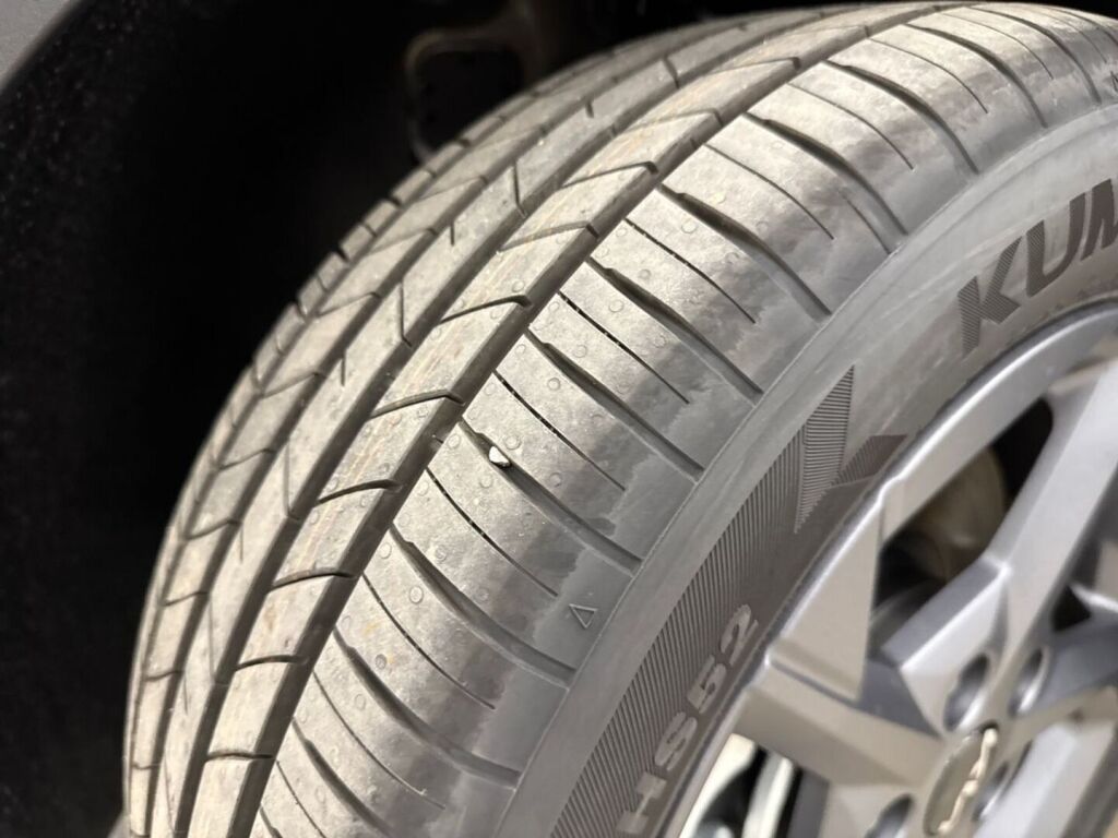 Kia K4 2026 Harmaa