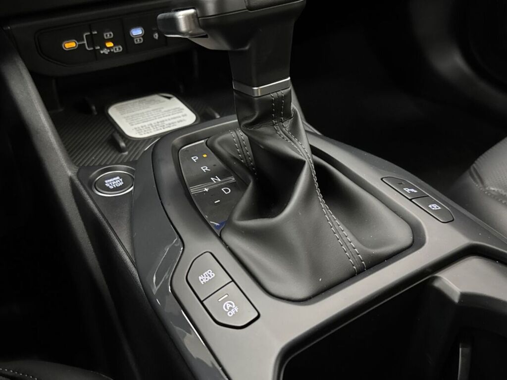 Kia K4 2026 Harmaa