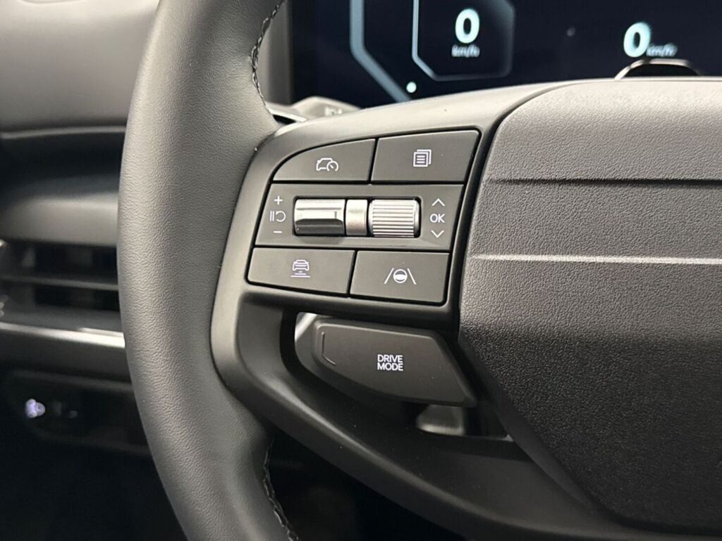 Kia K4 2026 Harmaa