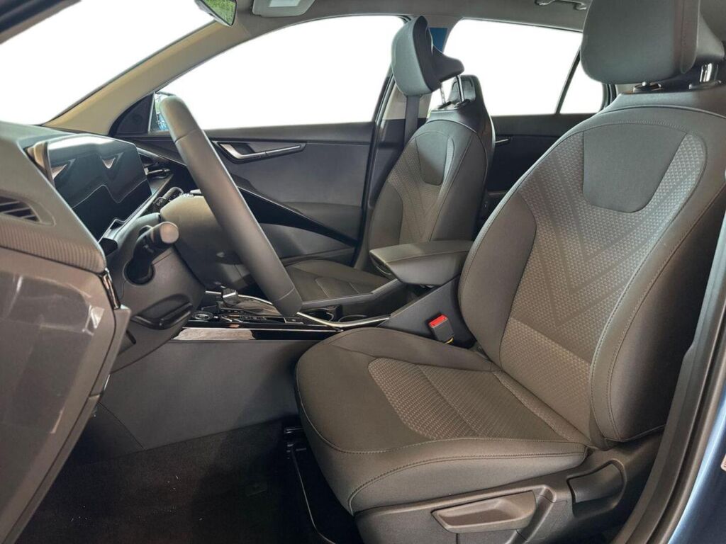 Kia Niro 2026 Sininen