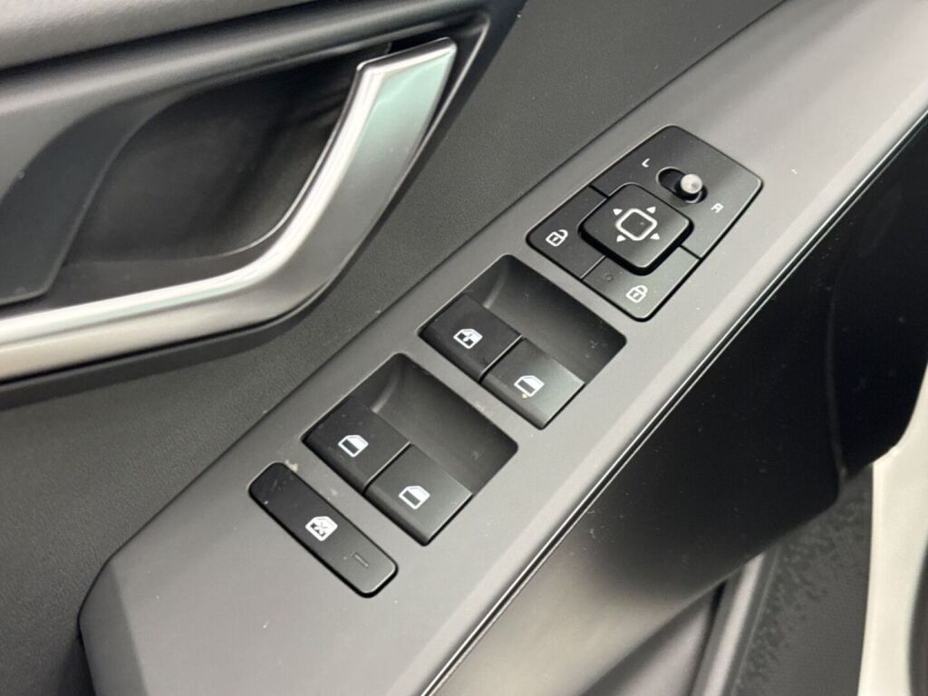Kia Niro 2026 Valkoinen