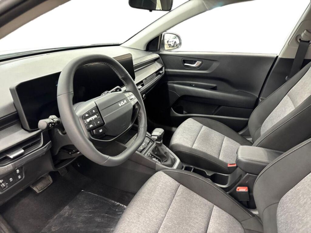 Kia Stonic 2026 Valkoinen