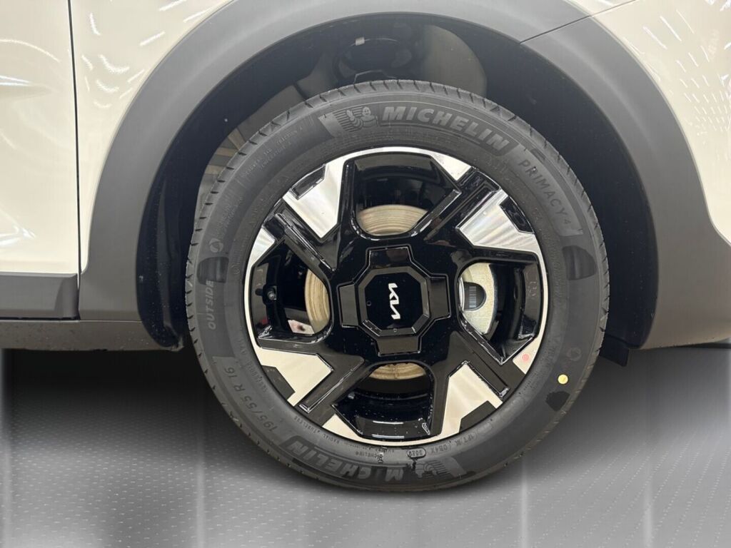 Kia Stonic 2026 Valkoinen