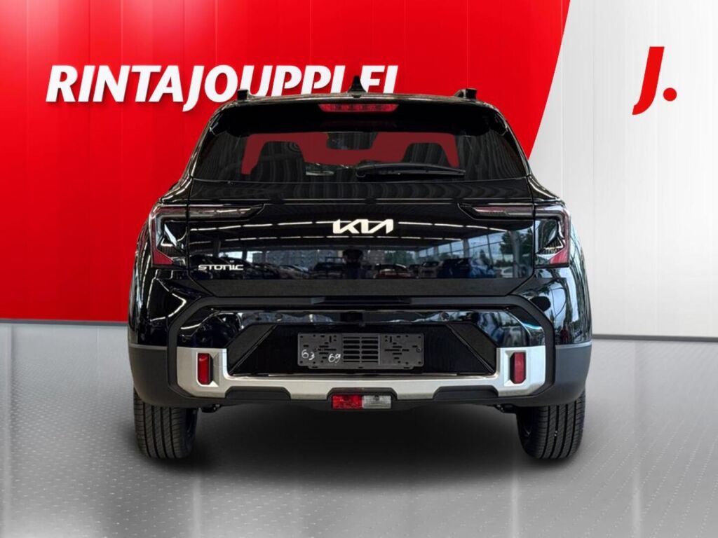 Kia Stonic 2026 Musta