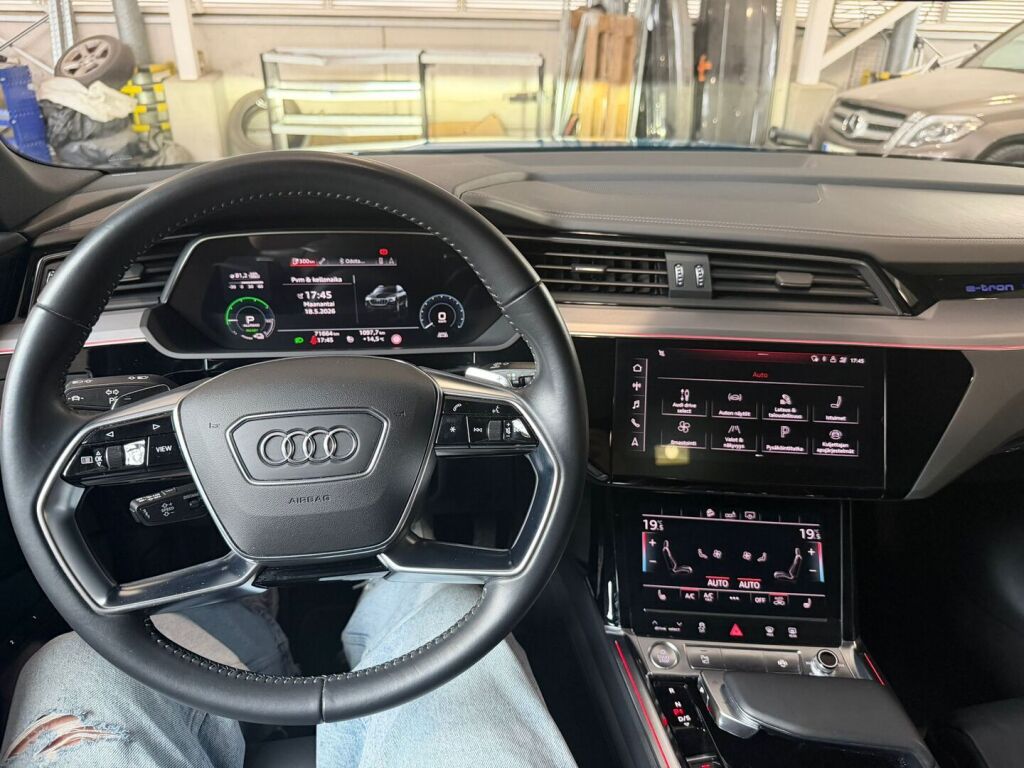 Audi e-tron 2019 