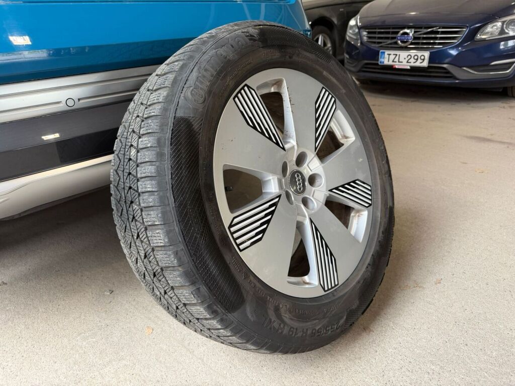 Audi e-tron 2019 