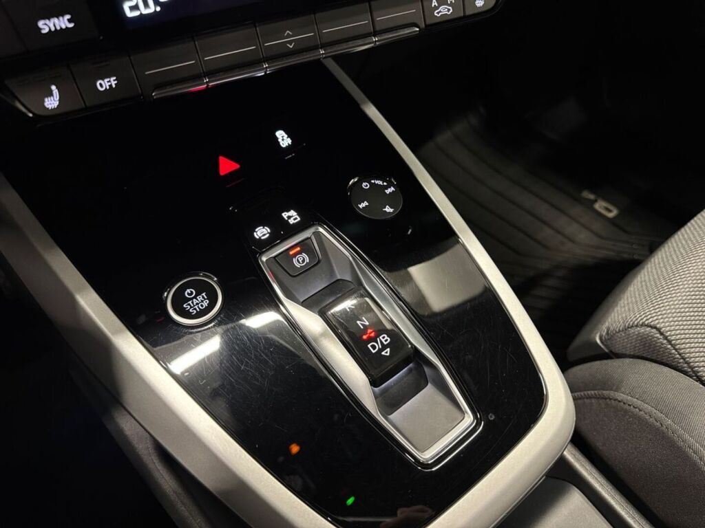 Audi Q4 e-tron 2023 