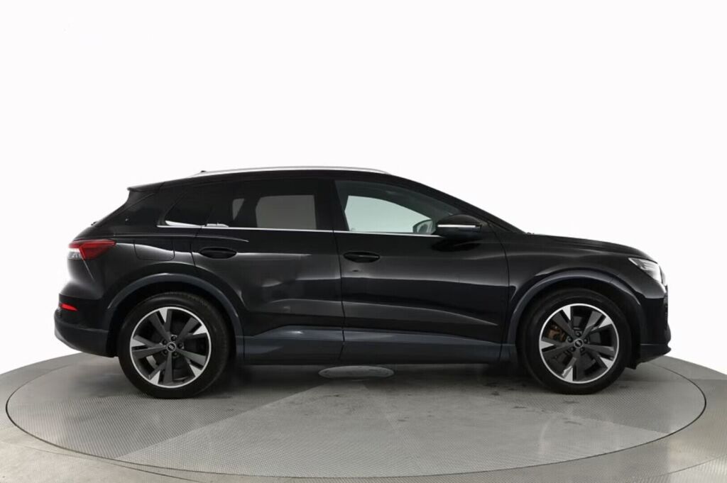 Audi Q4 e-tron 2023 