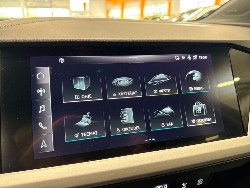 Audi Q4 e-tron 2023 