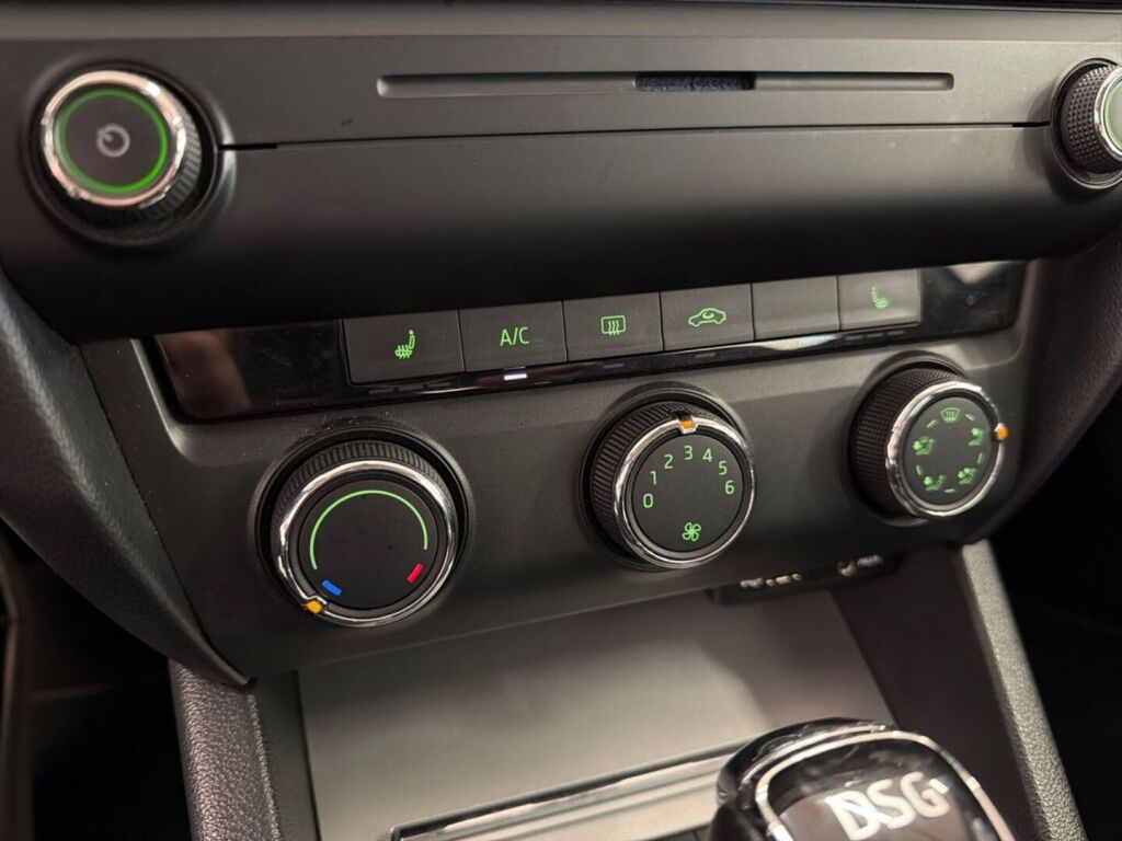 Skoda Octavia 2016 Harmaa